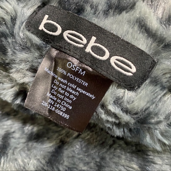 Bebe Leopard Print Cowl Scarf OS - Picture 4 of 4